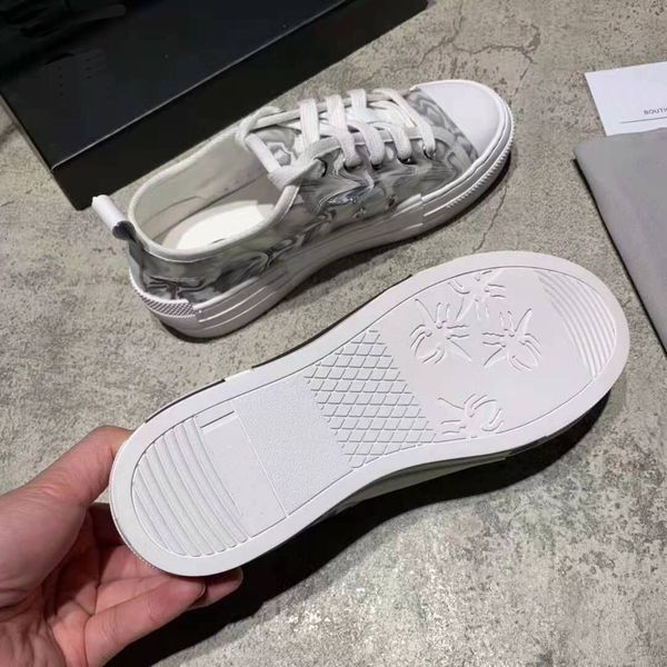 2021 designer casual shoes mens sneakers b23 oblique womens high low b24 technical canvas leather bee classic luxurys trainers size:36-45, Black
2021 designer casual shoes mens sneakers b23 oblique womens high low b24 technical canvas leather bee classic luxurys trainers size:36-45, Black
