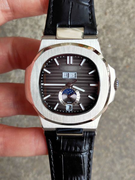wholesale fashion mens watches automatic mechanical movement black leather strap men's wristwatches sports man watch, Slivery;brown
wholesale fashion mens watches automatic mechanical movement black leather strap men's wristwatches sports man watch, Slivery;brown