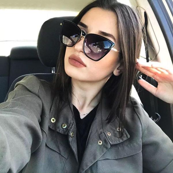 sunglasses 2021 fashion vintage cat eye women black and white leopard print frame metal curved mirror feet sun glasses female, White;black
sunglasses 2021 fashion vintage cat eye women black and white leopard print frame metal curved mirror feet sun glasses female, White;black