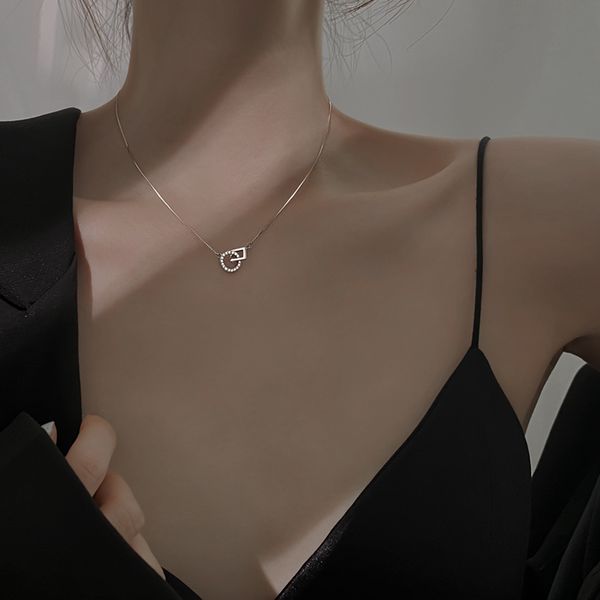 geometric necklace new female contracted necklace luxury niche design feeling collarbone chain female summer, Silver
geometric necklace new female contracted necklace luxury niche design feeling collarbone chain female summer, Silver