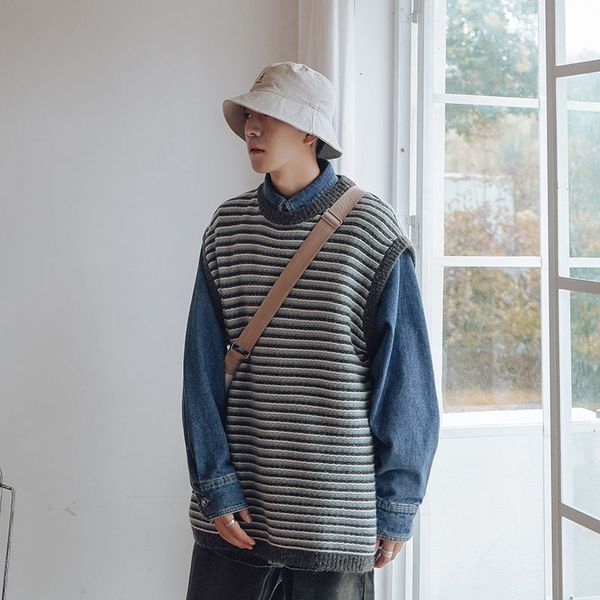 2021 new autumn winter striped men's warm fashion retro casual knitted pullover men o-neck vest sweater mens 5jby, White;black
2021 new autumn winter striped men's warm fashion retro casual knitted pullover men o-neck vest sweater mens 5jby, White;black
