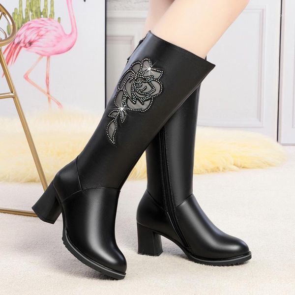 winter woman middle tube boots genuine leather shoes latest wool warm women footwear long botas mujer, Black
winter woman middle tube boots genuine leather shoes latest wool warm women footwear long botas mujer, Black