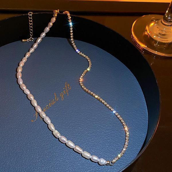 chokers natural baroque pearls shining rhinestone choker necklace gold plated clavicle 2021 trendy party jewelry, Golden;silver
chokers natural baroque pearls shining rhinestone choker necklace gold plated clavicle 2021 trendy party jewelry, Golden;silver