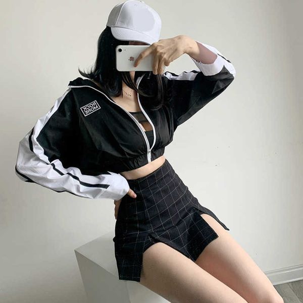 womengaga loose casual fashion sports letter embroidery color matching zipper open navel bomber jacket wdvj 210603, Black;brown
womengaga loose casual fashion sports letter embroidery color matching zipper open navel bomber jacket wdvj 210603, Black;brown