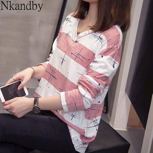 plus size v neck t-shirts for women spring autumn casual loose striped tees oversize long sleeve simple tshirt femme 210306, White
plus size v neck t-shirts for women spring autumn casual loose striped tees oversize long sleeve simple tshirt femme 210306, White