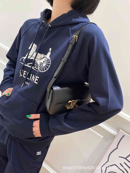 luxury brand hoodie chaopai series 21 early autumn new carriage printing slim fit hood drawstring long sleeve pullover women's, Black
luxury brand hoodie chaopai series 21 early autumn new carriage printing slim fit hood drawstring long sleeve pullover women's, Black
