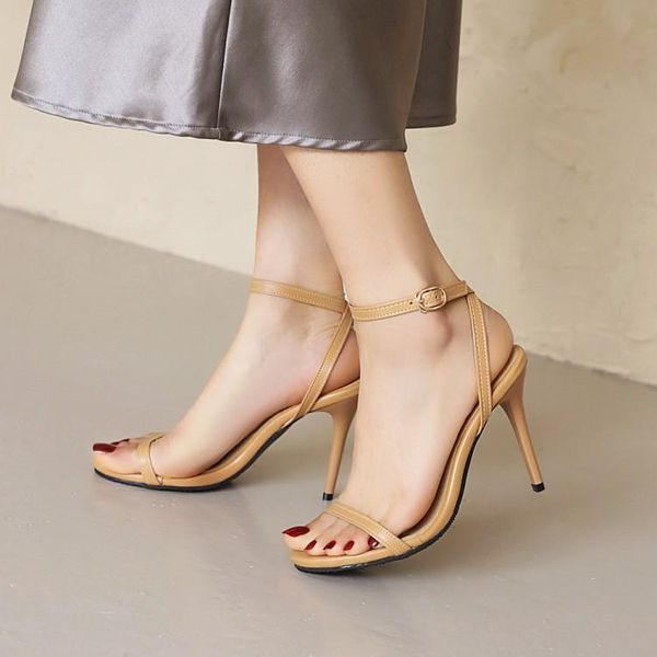 dress shoes one line buckle sandals women's thin heels 2021 summer high star's same open toe fairy temperament women, Black
dress shoes one line buckle sandals women's thin heels 2021 summer high star's same open toe fairy temperament women, Black