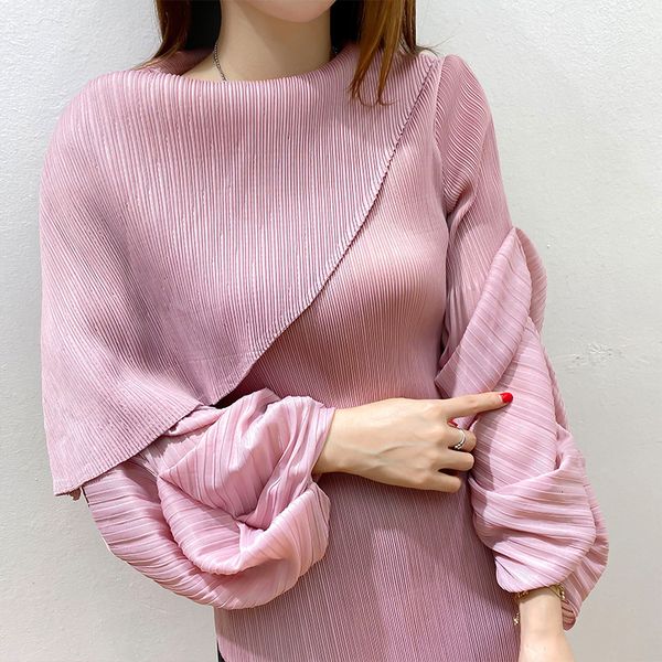 2021 new winter flare sleeve two piece irregular plus size women turn-down collar pleated indie aesthetic shirt uxc1, Black
2021 new winter flare sleeve two piece irregular plus size women turn-down collar pleated indie aesthetic shirt uxc1, Black