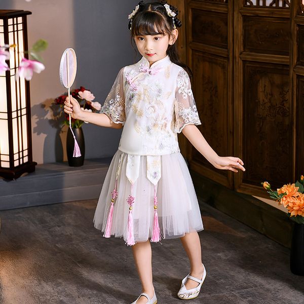 children exquisite button tassel trim qipao sweet flower embroidery banquet gown elegant collar chinese dress 9sjg, Blue;red
children exquisite button tassel trim qipao sweet flower embroidery banquet gown elegant collar chinese dress 9sjg, Blue;red