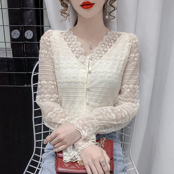 female mode 2021 spring exquisite new lace sewn with low-cut cut shirt sleeves and thin all-match l5jl, White
female mode 2021 spring exquisite new lace sewn with low-cut cut shirt sleeves and thin all-match l5jl, White