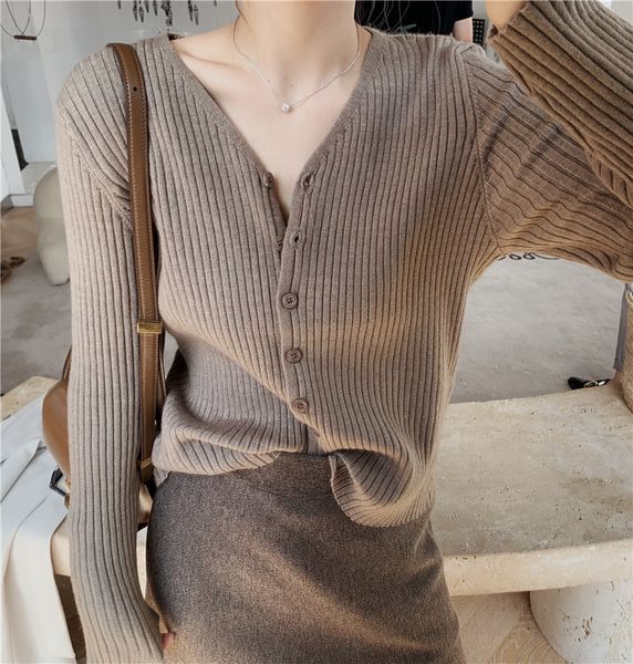 2021 new oversize womens sweaters autumn vintage cardigans winter sweater knitted plus women cardigan knit button kxx6, White;black
2021 new oversize womens sweaters autumn vintage cardigans winter sweater knitted plus women cardigan knit button kxx6, White;black