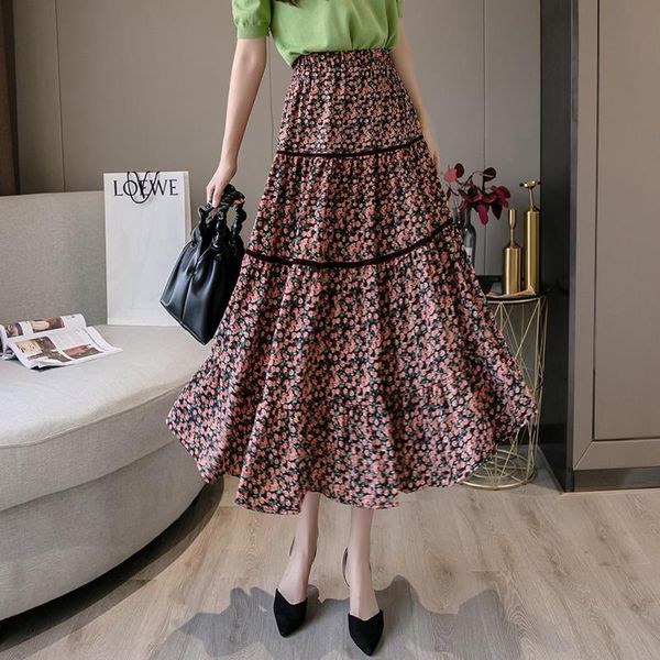 2021 spring and summer pastoral style skirt floral large swing skirt french retro flower bud a-line long, Black
2021 spring and summer pastoral style skirt floral large swing skirt french retro flower bud a-line long, Black
