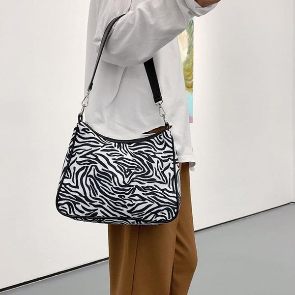 cross body winter zebra pattern shoulder bags for women oxford handbag armpit purse large capacity messenger bag female pack
cross body winter zebra pattern shoulder bags for women oxford handbag armpit purse large capacity messenger bag female pack