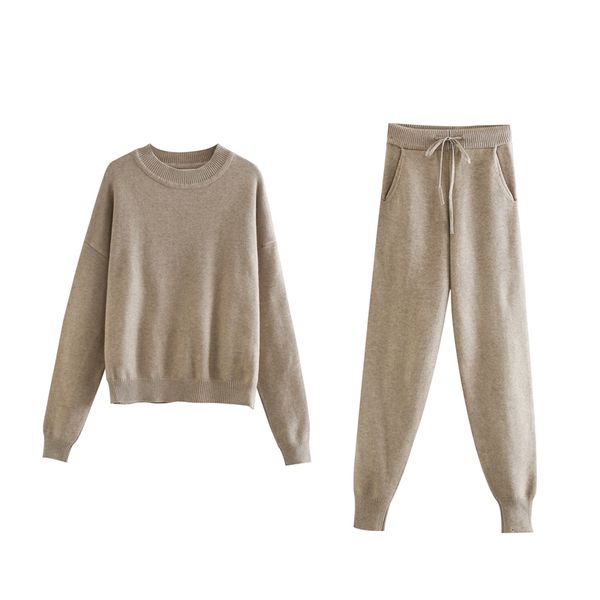 new 2021 casual knitted two piece set women tracksuits sweater and pants high waist female outfits 7417, White
new 2021 casual knitted two piece set women tracksuits sweater and pants high waist female outfits 7417, White