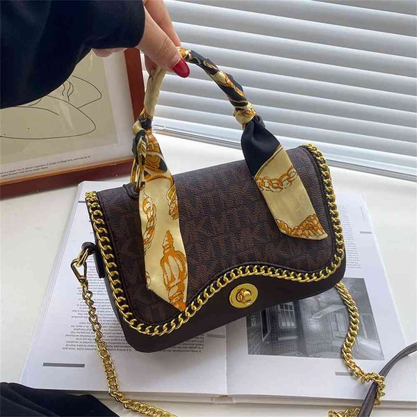 80% off outlet store red bag female new style portable small square texture double shoulder belt single shoulder messenger bag factory onlin, Black;red
80% off outlet store red bag female new style portable small square texture double shoulder belt single shoulder messenger bag factory onlin, Black;red
