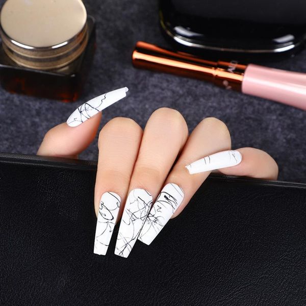 false nails 24pcs/bag ballerina manicure tool artificial full cover with glue long coffin fake wearable, Red;gold
false nails 24pcs/bag ballerina manicure tool artificial full cover with glue long coffin fake wearable, Red;gold
