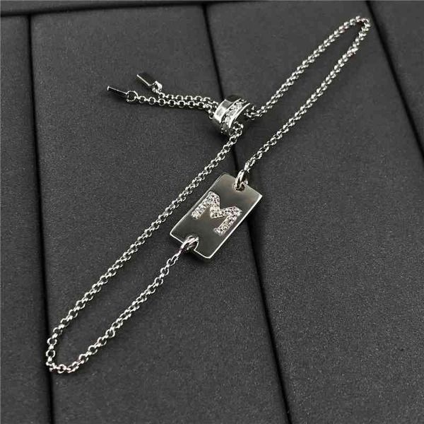 bangle chrm brcelets fmily high version light luxury design 26 letter squre smll silver, Golden;silver
bangle chrm brcelets fmily high version light luxury design 26 letter squre smll silver, Golden;silver