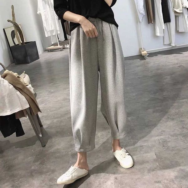 spring autumn korea fashion women elastic waist loose gray pants all-matched casual cotton harem pants femme v84 210608, Black;white
spring autumn korea fashion women elastic waist loose gray pants all-matched casual cotton harem pants femme v84 210608, Black;white