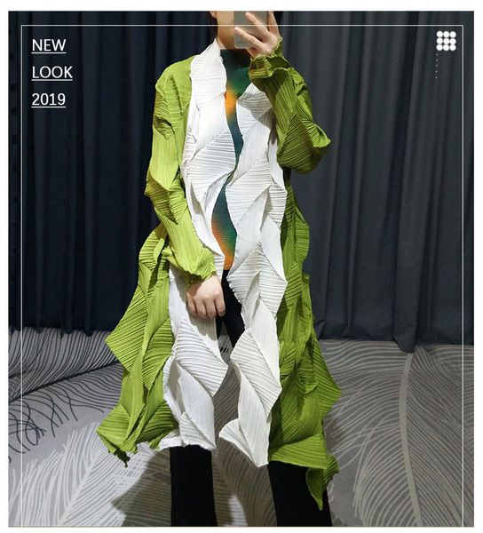 2021 new clothes summer diamond pleated stitching color bat sleeve cardigan trench coat for women 1024 1tey, Tan;black
2021 new clothes summer diamond pleated stitching color bat sleeve cardigan trench coat for women 1024 1tey, Tan;black
