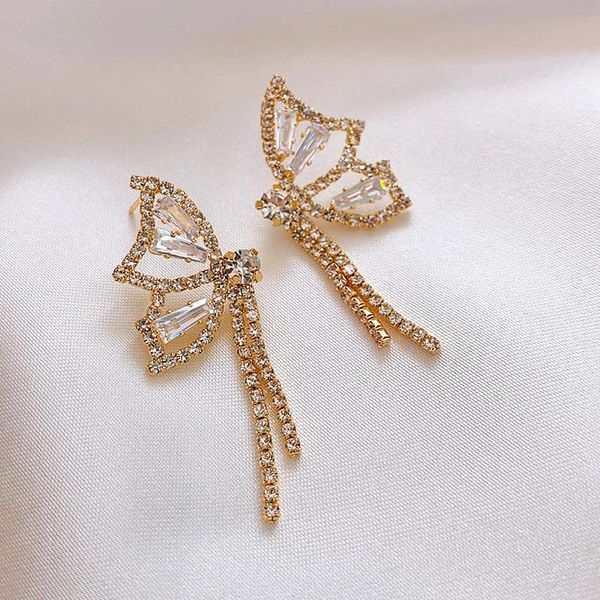 stud valentines sweet charm butterfly full crystal earrings unique gold color half wing girlfriend jewelry, Golden;silver
stud valentines sweet charm butterfly full crystal earrings unique gold color half wing girlfriend jewelry, Golden;silver