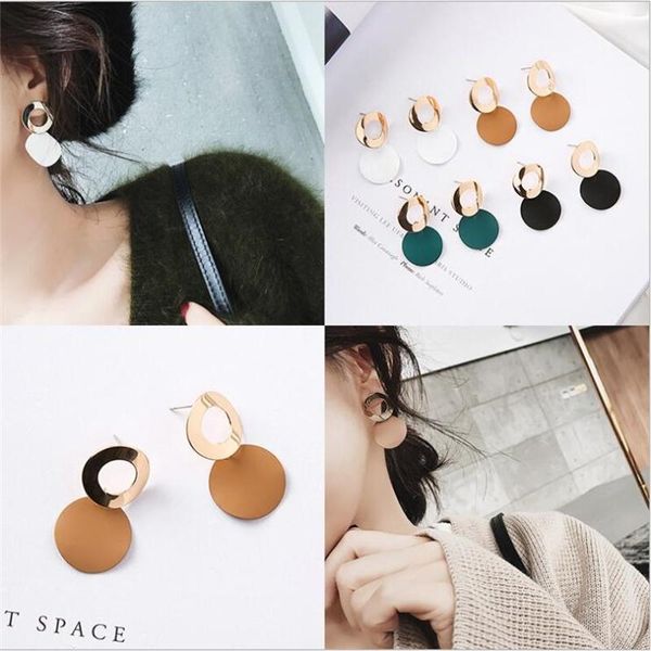 stud 2021 japan and south korea simple curved round geometry earrings temperament hollow ring femal, Golden;silver
stud 2021 japan and south korea simple curved round geometry earrings temperament hollow ring femal, Golden;silver