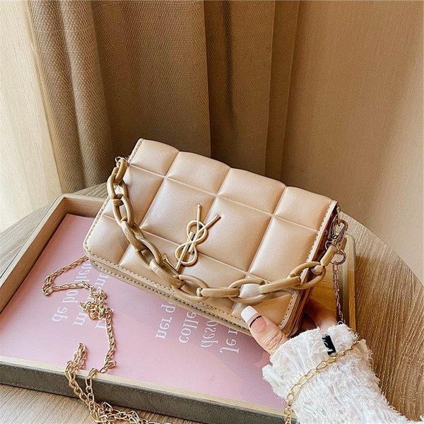 trend bag acrylic 2021 new female trade messenger shoulder portable diamond fashion foreign small casual fxood
trend bag acrylic 2021 new female trade messenger shoulder portable diamond fashion foreign small casual fxood