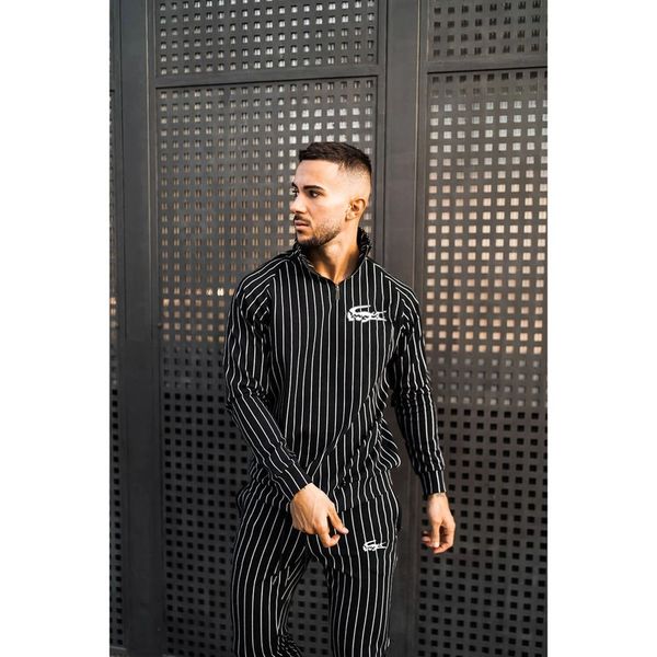 monochrome stripe design men's casual suits, short-sleeved trousers, comfortable and cool, fashionable fit, daily outing, street style, Gray
monochrome stripe design men's casual suits, short-sleeved trousers, comfortable and cool, fashionable fit, daily outing, street style, Gray