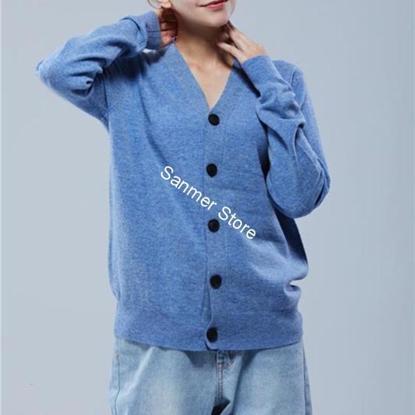 2021 new feminino e masculino camisola smiley com decote em v single-breasted duas cores manga longa outono inverno casual malha cardigan no, White;black
2021 new feminino e masculino camisola smiley com decote em v single-breasted duas cores manga longa outono inverno casual malha cardigan no, White;black