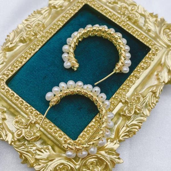 hoop & huggie fashion beaded c-hoop earrings 925 silver needle natural freshwater pearl exaggerated women's jewelry 2021, Golden;silver
hoop & huggie fashion beaded c-hoop earrings 925 silver needle natural freshwater pearl exaggerated women's jewelry 2021, Golden;silver
