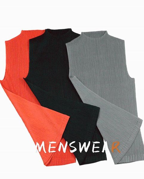 women's sweaters 2021 autumn and winter classic pleated vest comfortable soft simple slim t-shirt, White;black
women's sweaters 2021 autumn and winter classic pleated vest comfortable soft simple slim t-shirt, White;black