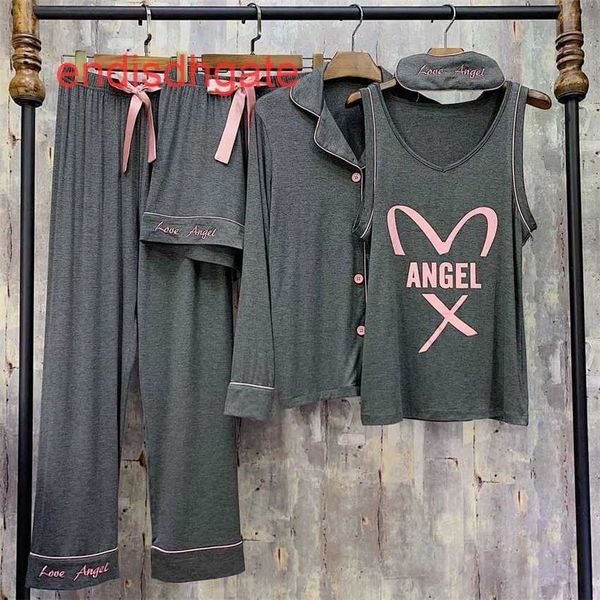 autumn modal pajamas women's loose suit spring and cotton vest shorts five piece set of long sleeve home cloth, Black;white
autumn modal pajamas women's loose suit spring and cotton vest shorts five piece set of long sleeve home cloth, Black;white
