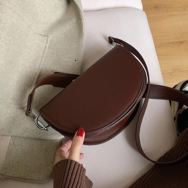 cross body vintage fashion 2021 pu leather women's designer handbag crocodile shoulder messenger bag
cross body vintage fashion 2021 pu leather women's designer handbag crocodile shoulder messenger bag