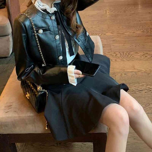 momoshero seoul afterglow vintage jenny leather shirt stitched lace short early autumn jacket, Black
momoshero seoul afterglow vintage jenny leather shirt stitched lace short early autumn jacket, Black