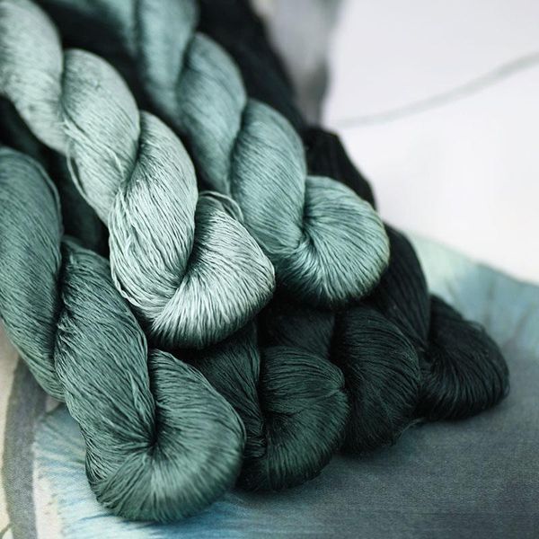 yarn 1pcs/400m silk embroidery thread / 100% /hand embroider cross stitch/black green/6 pure colors, Black;white
yarn 1pcs/400m silk embroidery thread / 100% /hand embroider cross stitch/black green/6 pure colors, Black;white