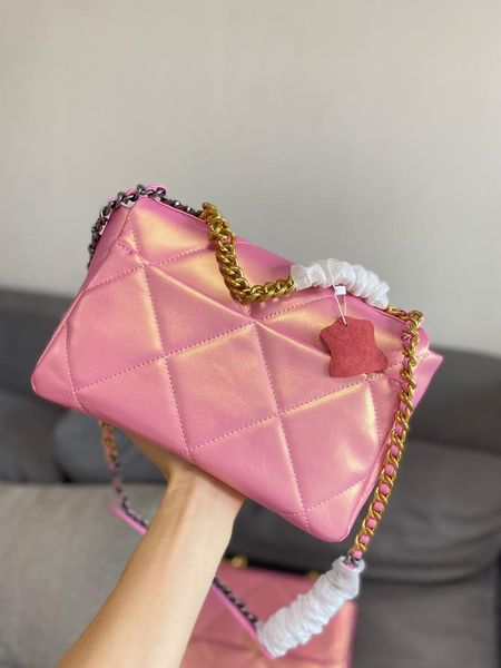 evening bags 2021 high-end custom luxury ladies shoulder bag fashion magic color chain messenger designer brand lipstick
evening bags 2021 high-end custom luxury ladies shoulder bag fashion magic color chain messenger designer brand lipstick