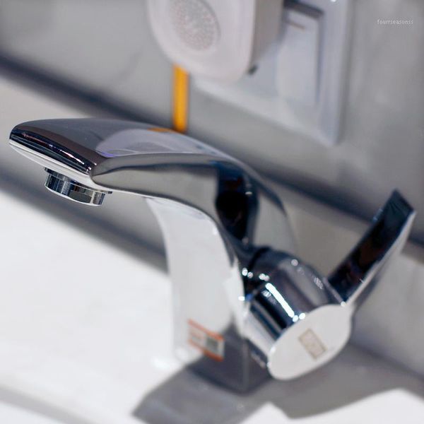 bathroom sink faucets brass material silver paint basin cold mixer tap single hole1
bathroom sink faucets brass material silver paint basin cold mixer tap single hole1