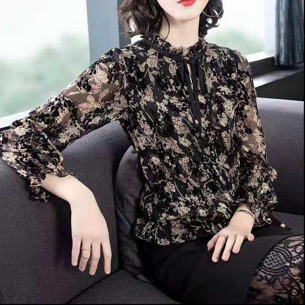 women spring summer style chiffon blouses shirts lady casual stand collor long lantern sleeve flower printed blusas df3027, White
women spring summer style chiffon blouses shirts lady casual stand collor long lantern sleeve flower printed blusas df3027, White