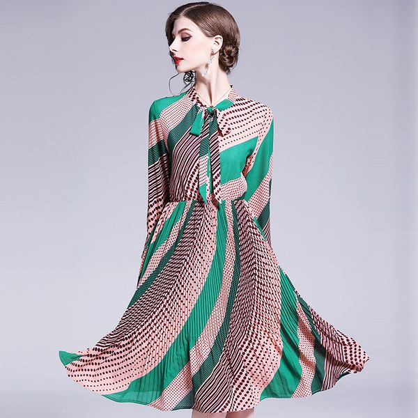 2021 new primavera e no vero das mulheres retro gola arco tarja meninas de impresso vestidos finos para senhoras robe vestido qzdv, Black;gray
2021 new primavera e no vero das mulheres retro gola arco tarja meninas de impresso vestidos finos para senhoras robe vestido qzdv, Black;gray
