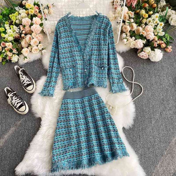 two piece dress fashion temperature skirt woman's suit with cleavage v mesh cardigan + chess high waist two female retro women's c, White
two piece dress fashion temperature skirt woman's suit with cleavage v mesh cardigan + chess high waist two female retro women's c, White