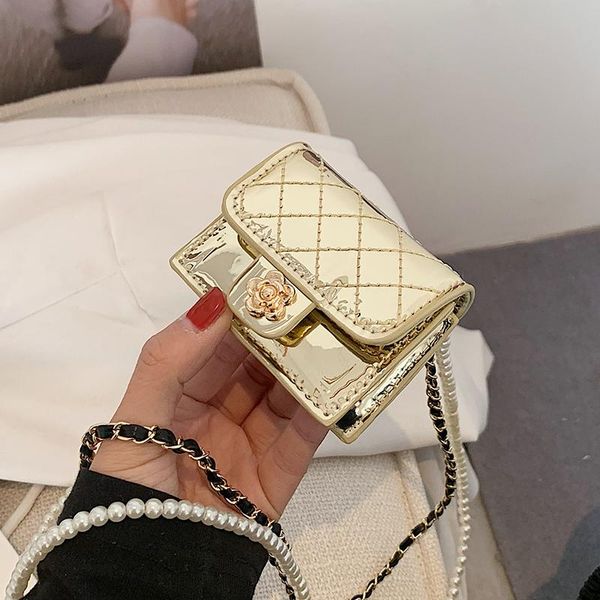 cross body leather designer pearl chain mini pu crossbody shoulder bags for women 2021 summer luxury trendy female handbag
cross body leather designer pearl chain mini pu crossbody shoulder bags for women 2021 summer luxury trendy female handbag