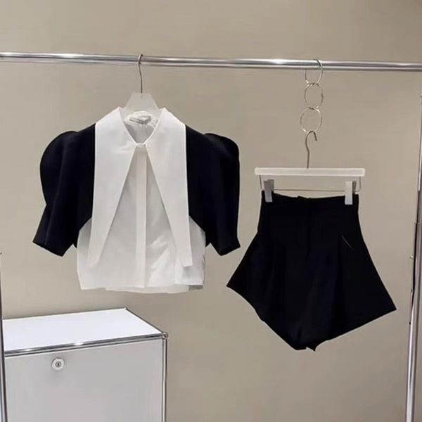 women's tracksuits fabpop 2021 summer short puff sleeve ruen down collar blouse high waist slim black shorts 2 pieces set outfits gb556, Gray
women's tracksuits fabpop 2021 summer short puff sleeve ruen down collar blouse high waist slim black shorts 2 pieces set outfits gb556, Gray