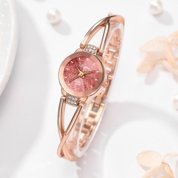 wristwatches ladies watches lvpai bracelet watch women 2021 fashion casual rhinestone steel band quartz wristwatch female clock, Slivery;brown
wristwatches ladies watches lvpai bracelet watch women 2021 fashion casual rhinestone steel band quartz wristwatch female clock, Slivery;brown
