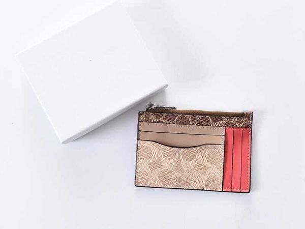 luxury handbags storage c classic boutique old flower women's card small exquisite wallet printed cowhide driver's licen
luxury handbags storage c classic boutique old flower women's card small exquisite wallet printed cowhide driver's licen