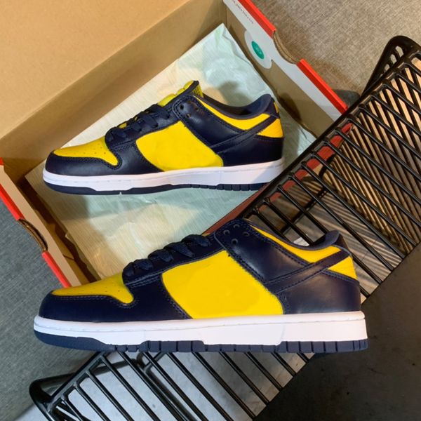 2022 mens womens designer running shoes sneakers shoess low pro qs luxury trainers neakers size 36-46 10
2022 mens womens designer running shoes sneakers shoess low pro qs luxury trainers neakers size 36-46 10