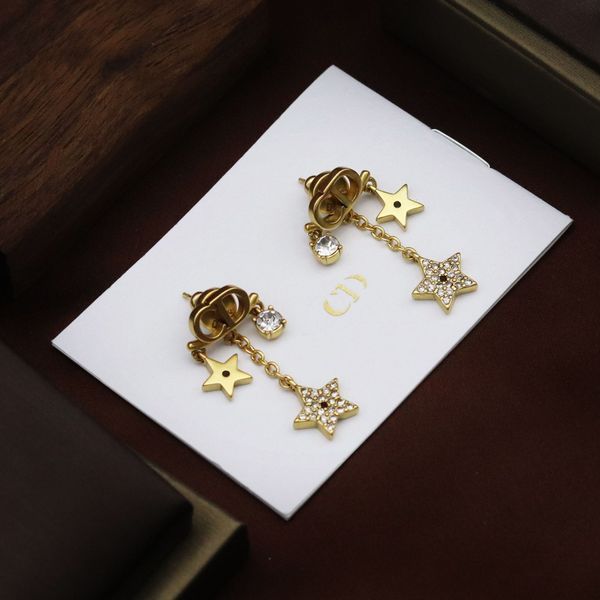 2021 newd family tassel bee cd letter star female dijia net red love earrings-wholesale, Golden
2021 newd family tassel bee cd letter star female dijia net red love earrings-wholesale, Golden