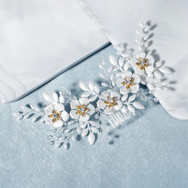 hair clips & barrettes white flower leaf comb pure color sweet romantic elegant headdress bridal wedding disc jewelry, Golden;silver
hair clips & barrettes white flower leaf comb pure color sweet romantic elegant headdress bridal wedding disc jewelry, Golden;silver