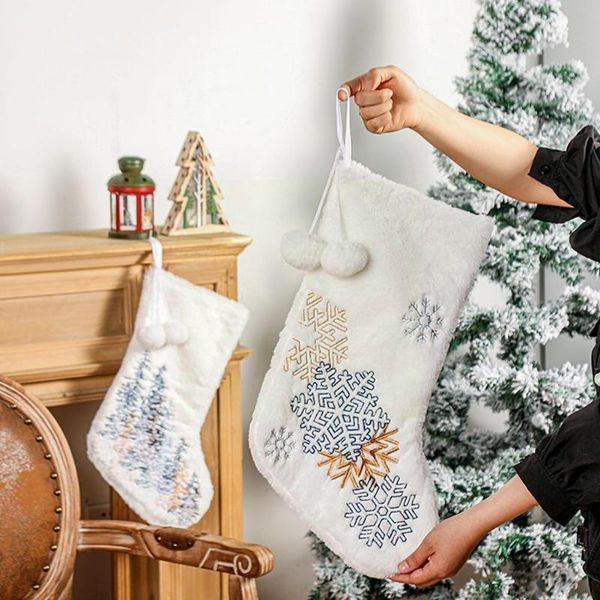 christmas decorations snowflakes embroidered white plush stockings candy socks tree xmas gifts hanging bag with fireplace l j6x3
christmas decorations snowflakes embroidered white plush stockings candy socks tree xmas gifts hanging bag with fireplace l j6x3