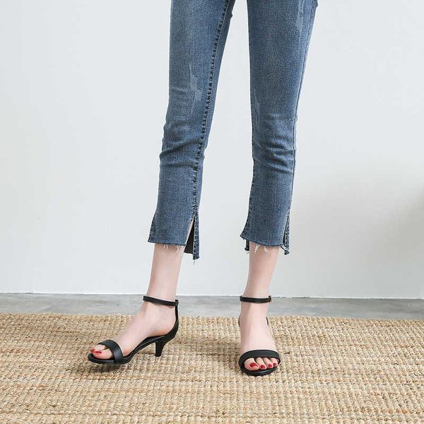 sandals summer 2021 shoes spring and mid heel casual women's thick, Black 
sandals summer 2021 shoes spring and mid heel casual women's thick, Black