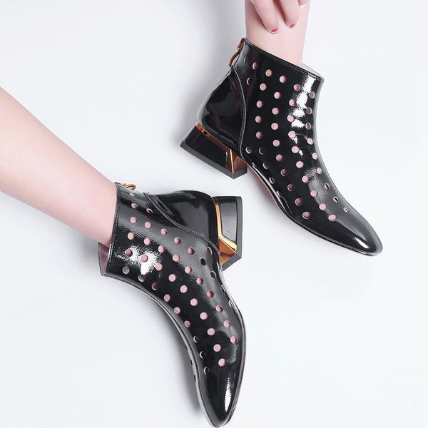 Fashion Large Size 34-42 Women Shoes Spring Summer New Hollow Out Sandals Boots Genuine Leather Shoes Med Heels Woman Boots, Black
Fashion Large Size 34-42 Women Shoes Spring Summer New Hollow Out Sandals Boots Genuine Leather Shoes Med Heels Woman Boots, Black