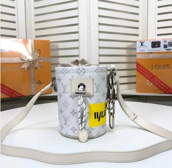 totes climbing brand for designer shoulder luxury used urban rock original handbags iconic single handles m44631 bags chalk bag cross bo
totes climbing brand for designer shoulder luxury used urban rock original handbags iconic single handles m44631 bags chalk bag cross bo